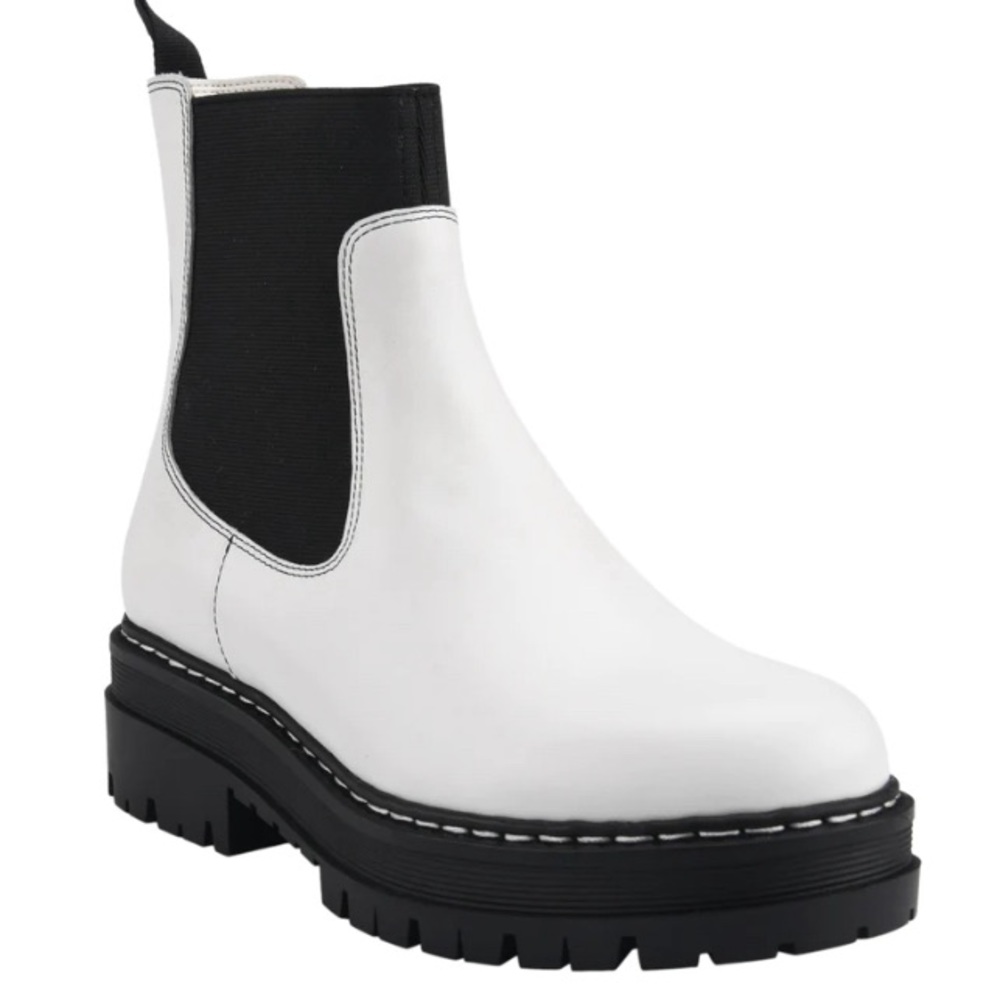 Marc Fisher PATRICK Women’s White Leather Chelsea Lugsole Booties MSRP $199 NEW